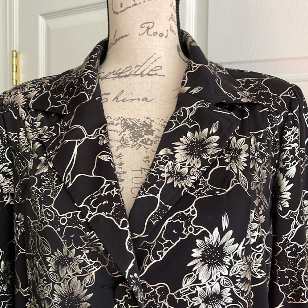 Unique Blazer - image 2